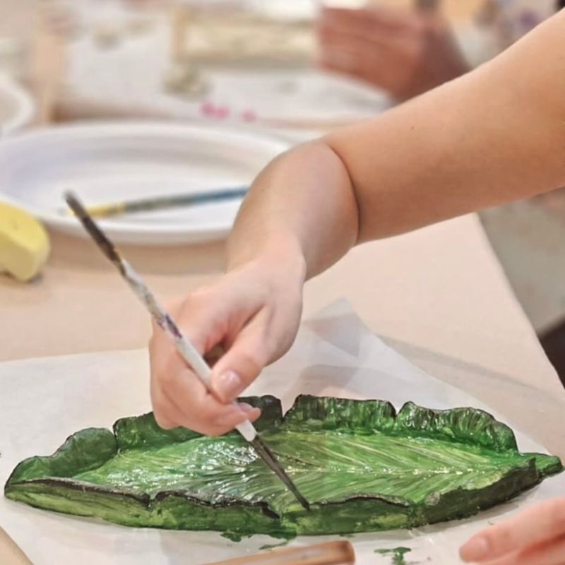 hand building clay workshop for adult