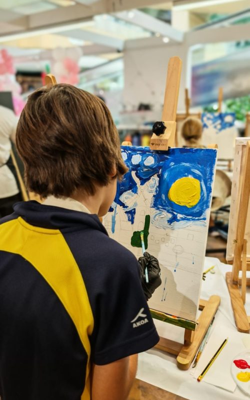 Painting art camp in Dubai