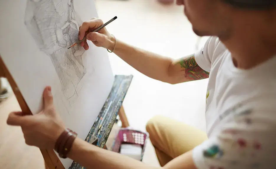 intermediate level drawing class in Dubai
