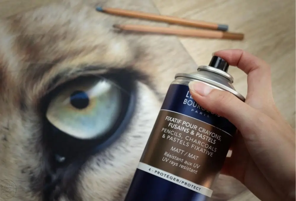 Oil Pastel Fixative Spray